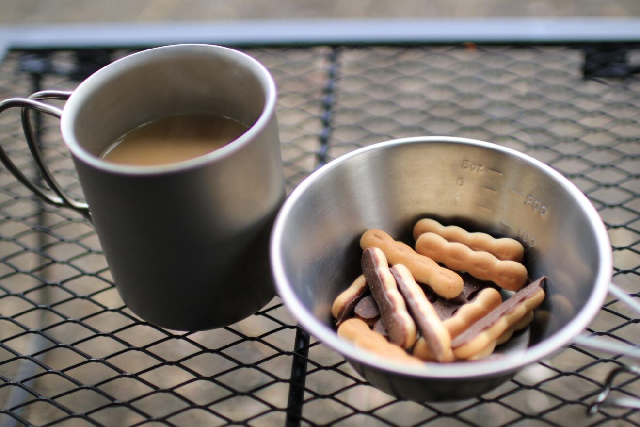 コーヒーとビスケットで、ひと休み
